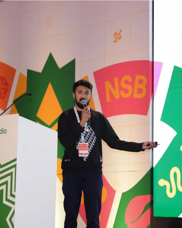 Denver D’souza speaking on the ETHIndia 2024 stage
